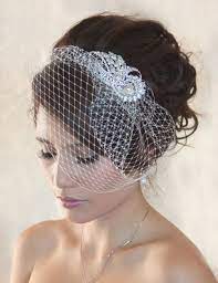 Wedding Birdcage Veil With Crystal Rhinestone Brooch Vi01 Comb Etsy Birdcage Veil Wedding Wedding Birdcage Vintage Wedding Hair