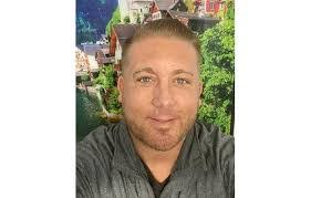 Chad Roberson's Instagram, Twitter & Facebook