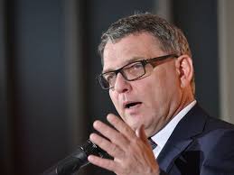 Poslanci kývli na dohodu mezi EU a Kanadou, má pomoci v boji s terorismem