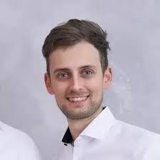 Motten Larven in der Küche: Warum sie da sind und was du tun musst