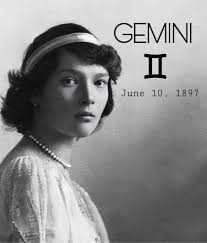 𝐭𝐡𝐞 𝐳𝐨𝐝𝐢𝐚𝐜 𝐬𝐢𝐠𝐧𝐬 𝐨𝐟 𝐭𝐡𝐞 𝐫𝐨𝐦𝐚𝐧𝐨𝐯𝐬 ☆ born