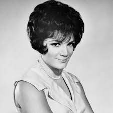Hair Through History 9 Memorable Hairstyles Of The 1950s Beauty Launchpad