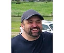 Travis Clement's Instagram, Twitter & Facebook