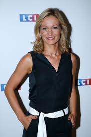 See more of anne nivat on facebook. Audrey Crespo Mara A 44 Ans Lci Remplacement De Claire Chazal Emission Personnelle Le Destin D Une Animatrice De Television