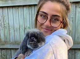 Woman quits job and spends £50,000 rescuing 200 rabbits