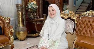According to astrologers, bonda zodiac sign is she's also enormously popular on instagram where she shares lifestyle photos with 1.1 million followers. Bonda Rozita Kongsikan Kisah Perjalanan Perniagaannya Dan Cuba Memperjuangkan Ekonomi Islam