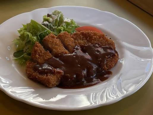 焼きたてパン食べ放題、銀座通り見下ろし放題の優雅なランチ。『洋食グリル木村家』（銀座） あんパンの元祖として有名な『木村屋』。 その本店にあたるのが「 銀座和光」と「山野楽器」に挟まれた超絶一等地にある『銀座木村家本店』。 『木村家』？『木村屋』じゃないの ...