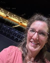 Knoxville community connections and leadership