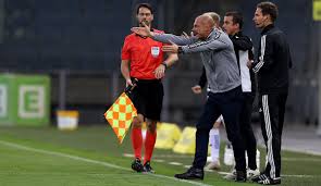 Der sportklub sturm graz (durch ein sponsoring offiziell sportklub puntigamer sturm graz), kurz sk sturm graz oder einfach nur sturm graz, ist ein fußballverein aus der steirischen landeshauptstadt graz. Does Sturm Graz Lose The Coach Nestor El Maestro Faces A Lock World Today News