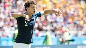 Der verteidiger kündigt an, dass es keine geschenke geben wird. Pavard Mein Karriereplan Sah Vor Noch Eine Saison In Deutschland Zu Bleiben Transfermarkt
