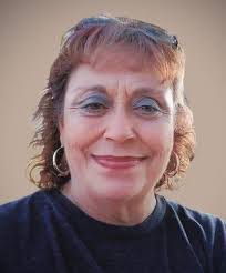 Daryl Howell's Instagram, Twitter & Facebook