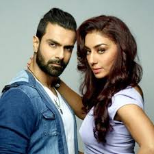 Mahek Chahal Height Weight Age Boyfriend Family Biography More Starsunfolded Chahal made her bollywood debut with a lead role in the movie nayee padosan (2003).