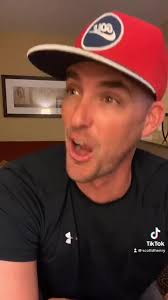 I’ve been running this #lipsync game for over two years! Don’t get it  twisted! #lipsyncchallenge2022 #SmoothLikeNitroPepsi #theking #duetme  #abcdefg #fyp