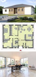 Fertighaus Bungalow Mit Walmdach Architektur Holz Putz Fassade 150 Qm Grundriss 4 Zimmer Rechteckig Barrierefrei I Fertighaus Bungalow Walmdach Bungalow