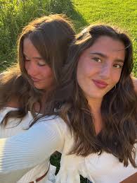 Happy last #meetexecmonday to the girl behind our Instagram 🖤 Let's hear  why our VP Marketing, Alexandra Parent, loves Alpha Phi & her position