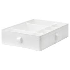 Altro accessorio che non deve mancare. Contenitori Ikea Metti In Ordine L Armadio Ikea It