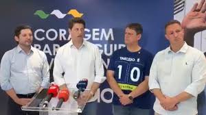 Salles desiste de candidatura ao Senado por São Paulo e declara apoio à chapa Derrite e Prado