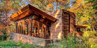 Maybe you would like to learn more about one of these? Wi Cabin Rentals 5 Awesome Picks Travel Wisconsin Frank Lloyd Wright Architecture Frank Lloyd Wright Homes Frank Lloyd Wright Buildings
