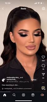 Keeping it glam💅🏼🦚🌸 Henna: Chovesha Tahal Ramroop