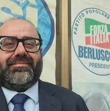 L'avvocato Giuseppe Guerrieri è il nuovo vice sindaco della città di  Pachino in amministrazione Giuseppe Gambuzza Sindaco . Complimenti!