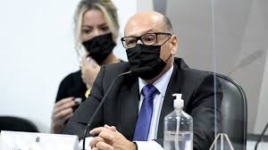 O diretor do instituto butatan, dimas covas, disse na cpi da covid que, pela falta de insumos, houve atraso na entrega de pelo até 7 milhões de doses da coronavac ao longo do mês de maio. Fgd448r6ta6d9m