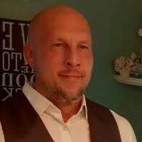 Shaun Moser's Instagram, Twitter & Facebook