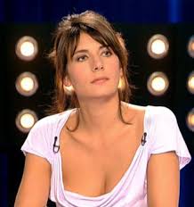 Estelle Denis Copine De L Es Entraineur De L Equipe De France De Foot R Domeneck Mais Ce N Est Pas Important Estelle People
