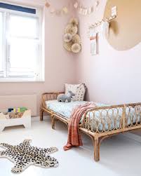 eigen huis tuin on instagram een rotan bed is niet alleen leuk voor volwassenen dit kinderbed is ook fantastisch mirjam hart decor home decor furniture