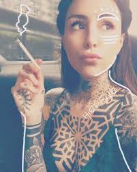 Sep 26, 2019 · candelaria tinelli es fanática de los tatuajes, como su papá, marcelo tinelli. La Metamorfosis De Cande Tinelli En 198 Semanas Filo News