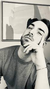 Aaron Boos's Instagram, Twitter & Facebook