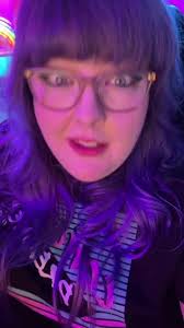 #stitch with @Bee They were often the same people that asked where the  bridge to Vancouver was #yyj #canada #customerservice