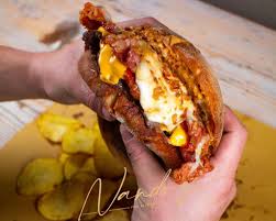 Casapesenna. Pizzeria Nandos: nasce il “pagnuttiello” - ècampania