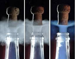 Maybe you would like to learn more about one of these? Sabrage O Stappatura Scientifica Di Un Metodo Classico L Importante E Aprirle Queste Bottiglie Slowine