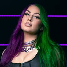 Not Enough Space- Lizzie and Liv by Metal Queens Podcast