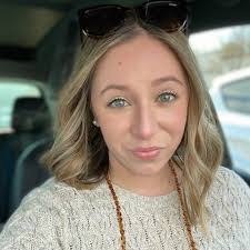 Aisha Mcknight's Instagram, Twitter & Facebook