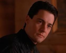 Twin Peaks' Revival Not Cancelled -- David Lynch Out as Director