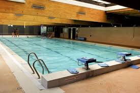 Piscine Des Canetons Aux Pennes Mirabeau Horaires Tarifs Et Telephone Guide Piscine Fr