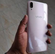 Read full specifications, expert reviews, user ratings and faqs. Vivo V11 Pro First Impression Feature Rich Camera Phone With Visually Appealing Design Ibtimes India