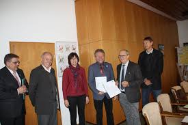 Its starting value is determined by the artifact's rarity. Bautagebuch Melberei Dorfverein Bergtheim