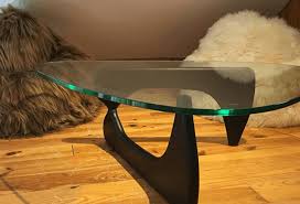 The curved wood base and free form glass top are delicate yet durable enough for everyday life. 5 Unique Placement Ideas For Your Noguchi Coffee Table Original All For Fashion Design