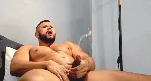 Huge man squirting all over! Enjoy - ThisVid.com