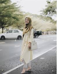 Cantik betul pelakon popular mira filzah waktu majlis akad nikah semalam. Biodata Mira Filzah Pelakon Wanita Malaysia Blog Informasi