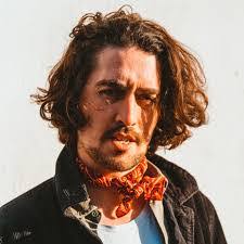 Alex Vance's Instagram, Twitter & Facebook