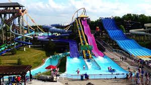 Canada's wonderland travelers' everyone wore masks and social distanced if they could. Super Soaker And The Plunge Water Slides At Splashworks Water Park Canada S Wonderland 4k Youtube