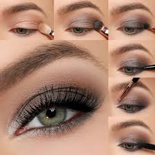 El maquillaje que usas a diario debe cubrir las imperfecciones, definir tu estructura ósea y resaltar tus ojos sin hacerte lucir demasiado cargada. Maquillaje Para Ojos Verdes Como Pintar Y Resaltar Los Ojos Verdes