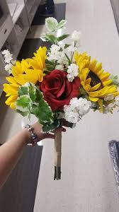 Floral wedding wedding bouquets wedding flowers rustic wedding wedding ideas green wedding wedding photos wedding inspiration deco floral. Sunflower And Roses Wedding Bouquet Made With Fake Flowers But Look So Real Rose Wedding Theme Fall Wedding Bouquets Sunflower Wedding
