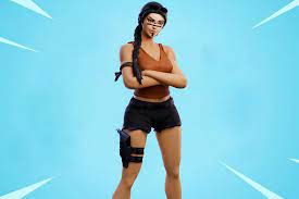 Renegade raider is a rare outfit in battle royale that could be purchased from the season shop after achieving level 20 in season 1. Fortnite Artist Recreates Renegade Raider S Summer Style And Fans Love It