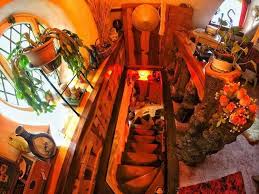 Lord Of The Rings Super Fan Builds His Own Real Life Hobbit House Hobbit House The Hobbit House In The Woods