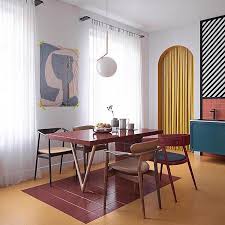 Elle Decoration On Instagram Bauhaus Baby Interieurontwerper Zinovatnaya Laat Zien Hoe Je Bauhaus In Ee Bauhaus Interior Interior Design Modern Interior