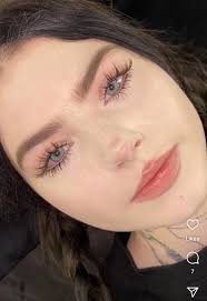Tips and Advice for Achieving a Wet Set Look in Lash Extensions